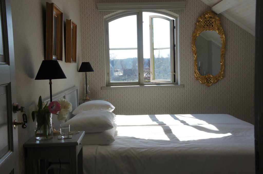 Runnvikens Pensionat Tystberga Chambre photo