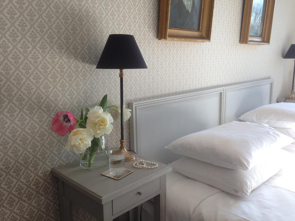 Runnvikens Pensionat Tystberga Chambre photo